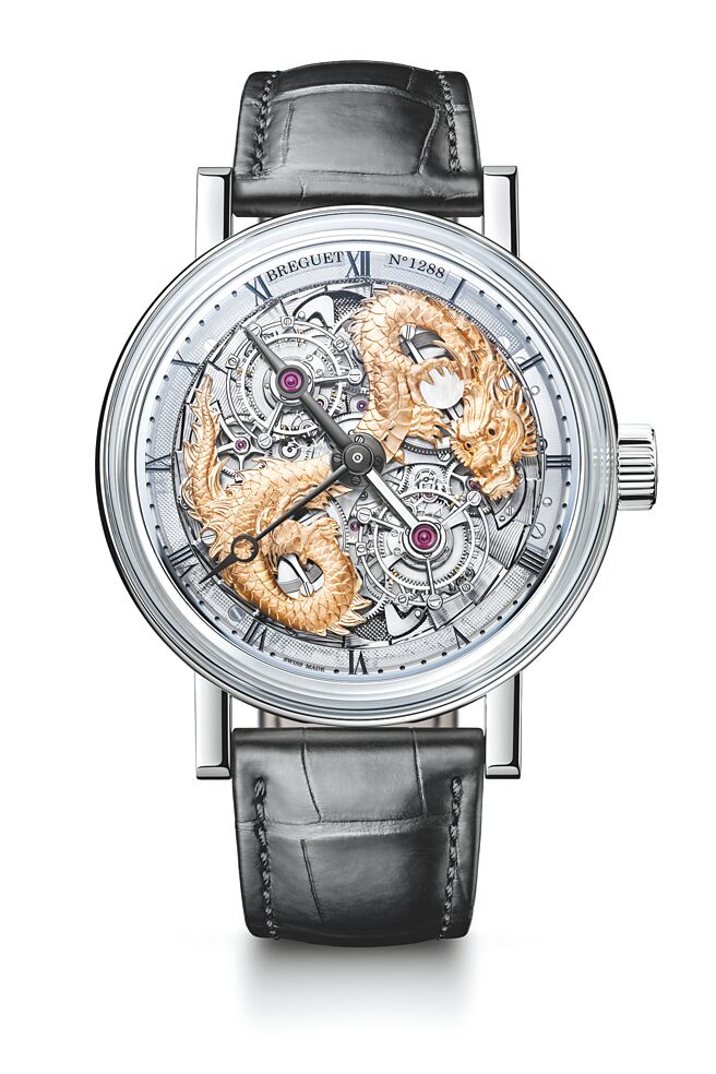 宝玑台北101店重新开幕，展出Classique Double Tourbillon Dragon 5345PT/1S/9XU 05龙年腕表，瑞朗75万至80万。（Breguet提供）