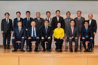 智慧公益、輸出日本！產官學合作 開創「健康長壽」三角模式