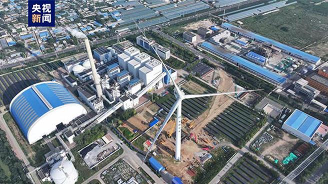 全球单机容量最大风电机组在辽寧营口启动发电。（大陆央视）