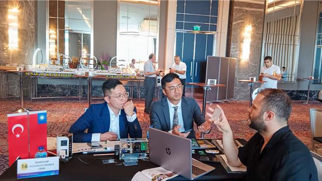 瑞新電子表示，感謝新北市府及外貿協會安排土耳其洽談機會，目前已經有2至3家潛在買主，相信經過本次洽談，可以為公司進軍土耳其打下良好的基礎。（新北市經發局提供）