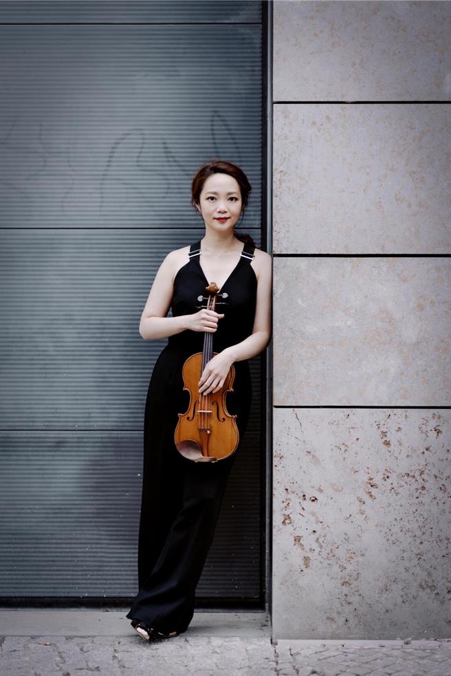 苗栗县「2024夏日古典音乐会」将于8月3日下午2时30分在县府文观局中正堂演艺厅演出，演出者有小提琴家叶思梵。（苗栗县政府提供／谢明俊苗栗传真）