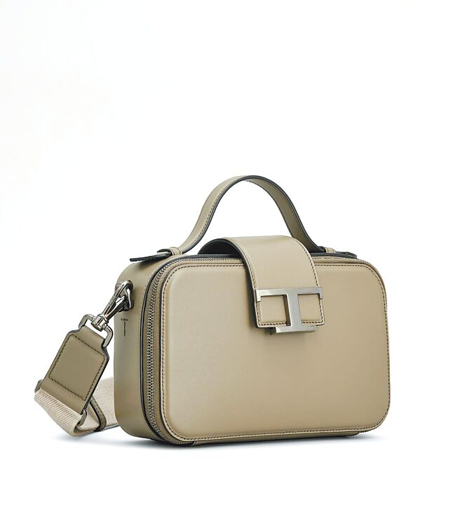 TOD'S T TIMELESS灰石色相机包，8万3900元。（TOD's提供）