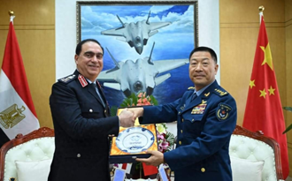 大秀殲-10殲-31戰機與殲-20合影 陸要拉攏美盟友