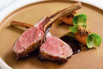 肉．慾．橫．流－香料意韻vs.盛夏的島嶼之心 安東廳 對戰 A CUT掀頂級牛排大戰