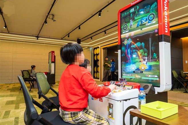 北市超商内的宝可梦机台陆续撤除，让不少家长崩溃。（示意图／本报资料照片）