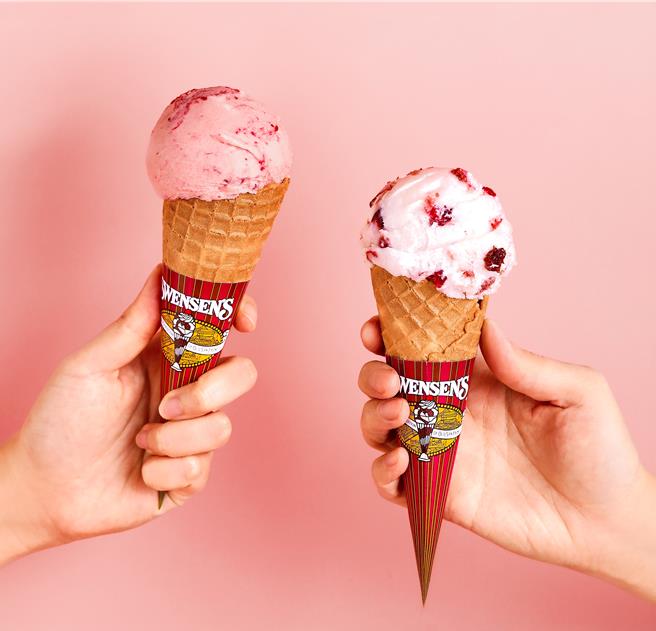 「双圣」庆祝登台40周年，7月22至28日及8月22日至28日，活动期间民眾来店外带单球冰淇淋，可享买1送1限定优惠。（SWENSEN’S 双圣提供）