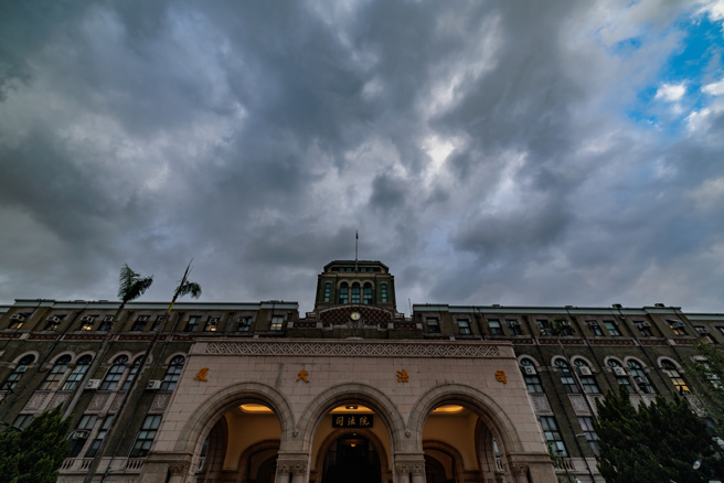 宪法法庭19日裁定，国会改革法案暂时处分，引起外界高度讨论。（中时资料照，郭吉铨摄）