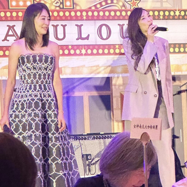 吴佩慈为了贾永婕罕见开金嗓。（图／好门媳妇的秘密生活郁小方脸书）