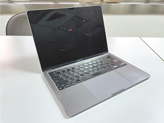 法官特地将笔电送验，证实笔电本身无异常，消费者使用副厂转接器发生损失，原厂及代理商无责免赔，可上诉。（本报资料照片）