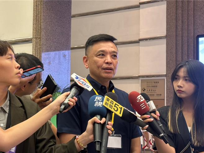 民進黨議員洪健益。（楊亞璇攝）