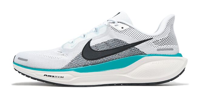 新光三越NIKE PEGASUS 41跑鞋，3800元。（新光三越提供）