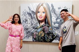 中醫大新竹附醫展出藝術家莊道明昨品 從另一個角度看芭比