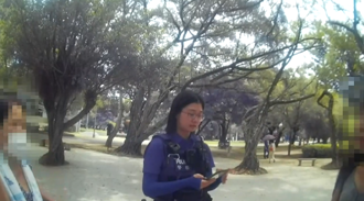 迷你裙正妹惨遭扯髮痛殴 原因曝光！妇人：长得像她女儿