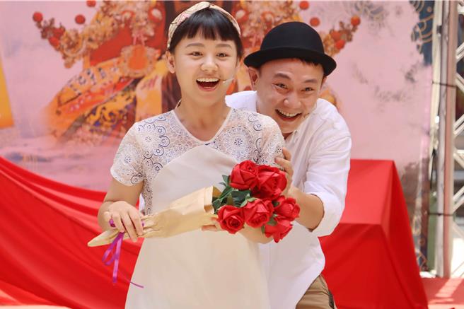 阮剧团行动员创作短剧，融合嘉义城隍庙与北港朝天宫见证爱情奇缘。（吕妍庭摄）