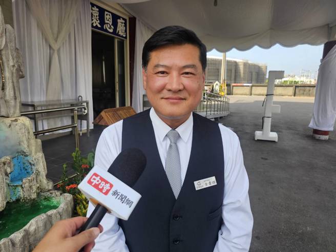 禮儀師黃韋傑入行20年曝從業的背後心酸。(游定剛拍攝)