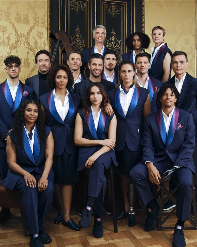 LVMH和Berluti正式公佈法國隊出席2024年巴黎奧運及殘奧開幕式的隊服。（Berluti提供／黃唯淯台北傳真）