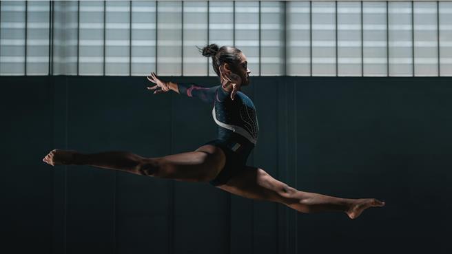 法國體操運動員Melanie de Jesus dos Santos以優異的技巧也入列Dior此次大使行列。（Dior提供／黃唯淯台北傳真）