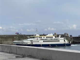 不斷更新》凱米來襲！明樂桃12航班取消 陸海空交通異動一次看 