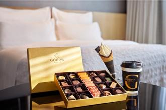 台北寒舍艾美过七夕 马卡龙配冠军咖啡享77折优惠、入住赠送比利时皇室御用巧克力