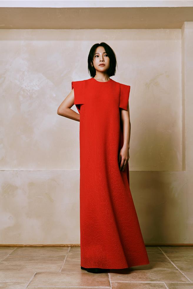 梁文音将于10月12日举办「为什么听情歌」演唱会。（环球音乐提供）