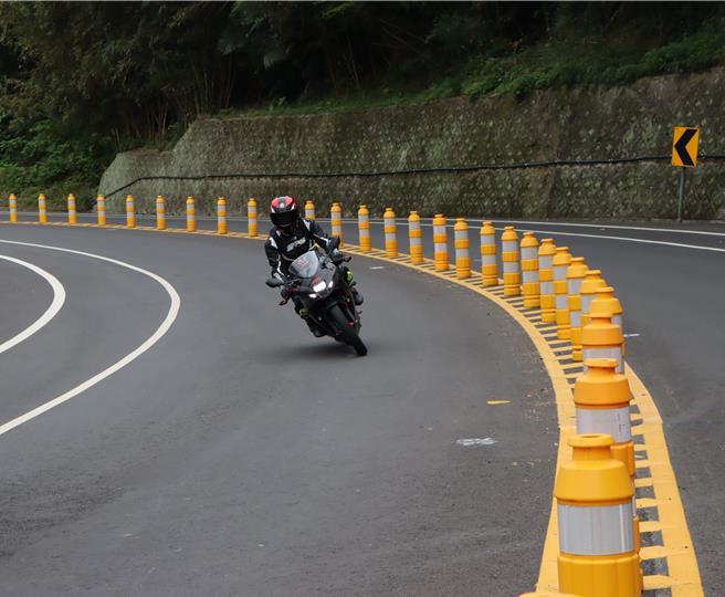 台3线苗栗三湾、狮潭路段常有骑士聚集或飙车，图为示意图非当事飙速者。（苗栗县政府提供／李京升苗栗传真）