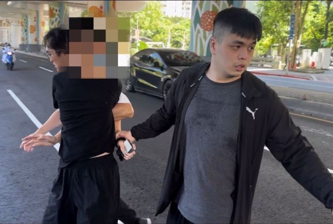 警方逮捕葉性監控車手。（圖／警方提供）