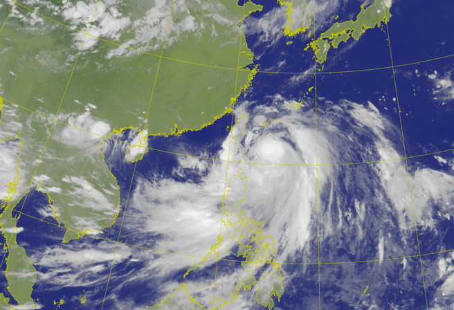 氣象粉專表示，凱米颱風伴隨著行星尺度西南氣流，中南部山區民眾得非常小心。（圖／氣象署）