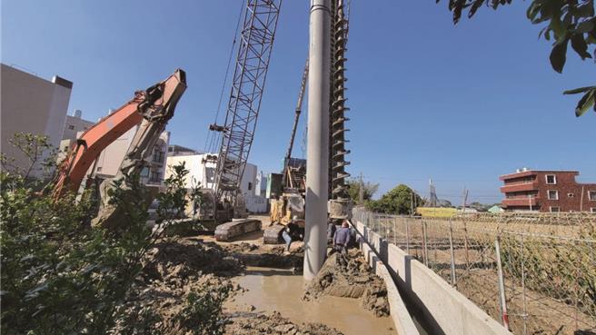 善化、新市地区因南科效应，房屋新建案如雨后春笋，房价年年攀升。（本报资料照片）