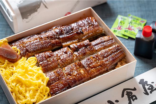 小倉屋「鰻蒸竹定食」便當。（小倉屋提供）