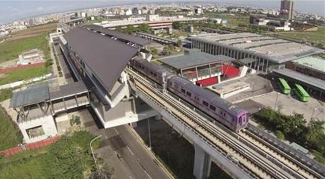 桃园捷运公司公告24日营运模式，全天取消直达车及加班车班次，普通车维持15分钟班距。(桃捷公司提供／廖姮玥桃园传真）