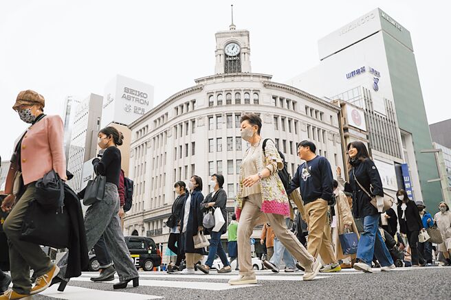 受通膨及繼承等因素，日本百年老店破產數創新高。圖／美聯社