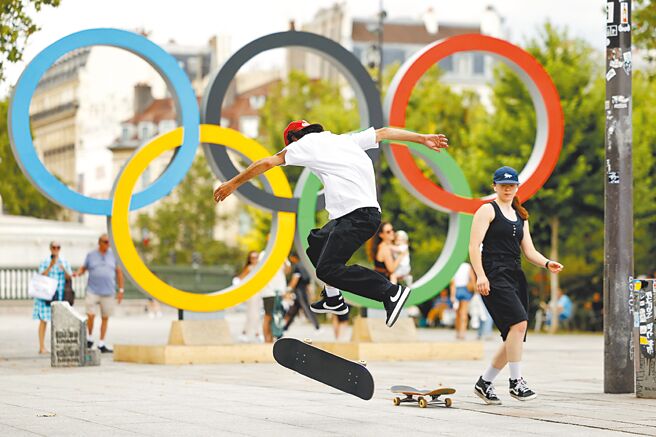 大陆国家副主席韩正将作为特别代表出席巴黎奥运会开幕式，也侧面反映出中法关系友好。（中新社）