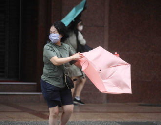 蔣萬安疾呼快回家 凱米對北市威脅像2015年蘇迪勒