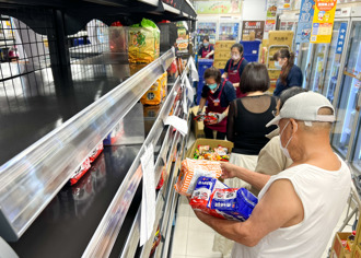 颱風天量販通路備貨多 業績大成長 這幾樣最熱銷