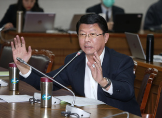 台南市長初選 林俊憲、陳亭妃對決 郭正亮爆謝龍介機會來了