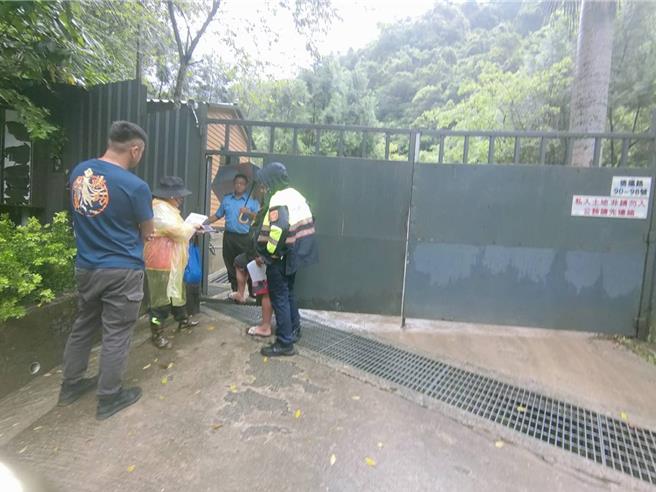 凱米颱風來襲，新店警分局啟動防颱應變措施。（新店警分局提供）