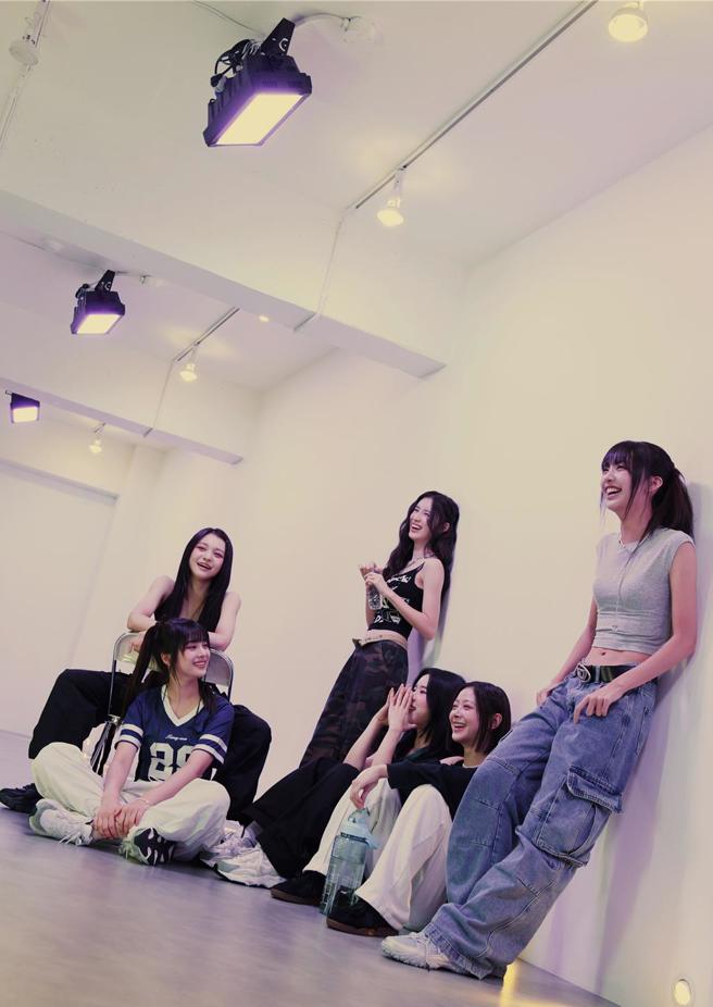 幻藍小熊推出真人實境秀節目《加一點，出道魔法配方》。（天空娛樂提供）