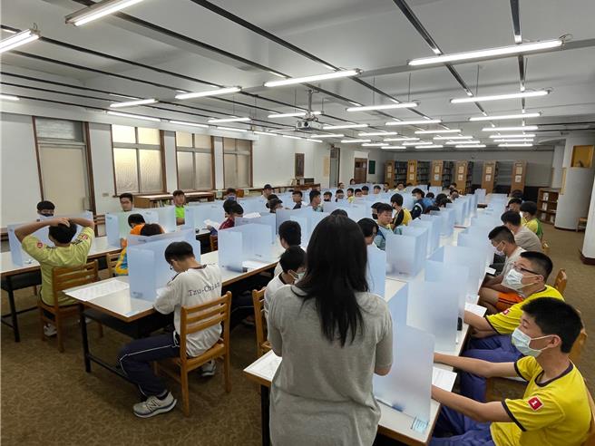 教育局今年将针对增班的国小及国中投入经费，共增107班，总计投入3600万元。（桃园市教育局提供／姜霏桃园传真）