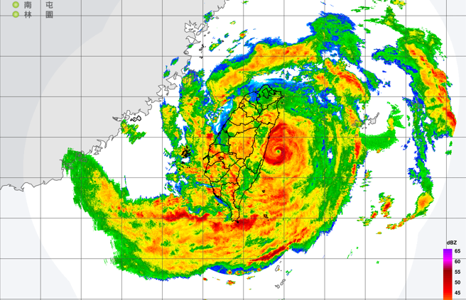 凯米颱风中心过去3小时不断南移。（翻摄自气象署）