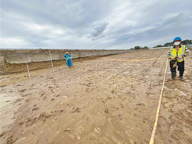 台積電在嘉義科學園區興建第1座CoWoS廠，剛動工就發現疑似遺址，已暫時停工。（嘉義縣政府提供／廖素慧嘉義傳真）