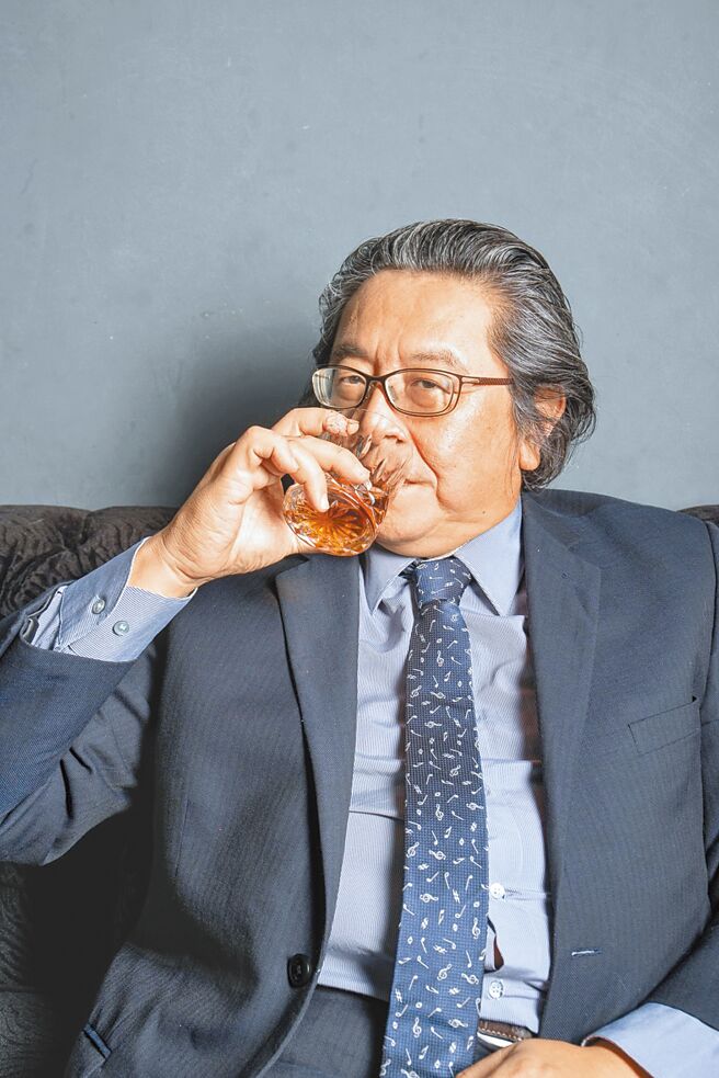 赖伟峯认为旺旺中时金威奖不仅刺激市场，也让有实力酒商脱颖而出。（赖伟峯提供）饮酒过量 有碍健康