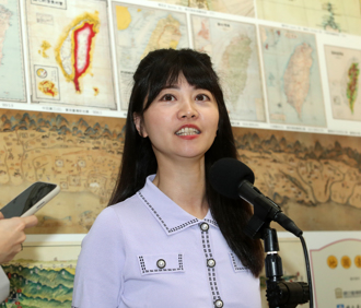 照片被冒用「交友詐騙」 高嘉瑜怒：62年次會長這樣？