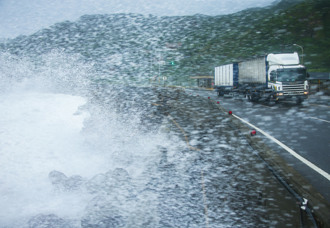 雷雨胞狂長！專家憂凱米2狀況：延長南部暴雨時間