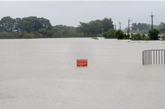 嘉義八掌溪溢堤淹水一度深達200cm 急撤130人