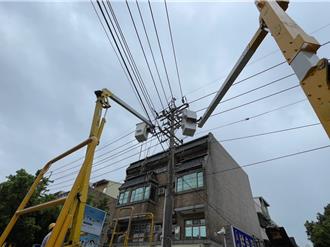 強風吹路樹碰觸高壓線 竹市中華路1340戶停電