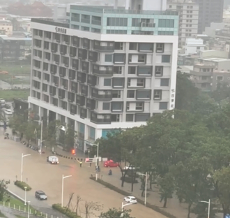 高雄為何淹水？郭正亮示警：科技業會估「1年損失多少」