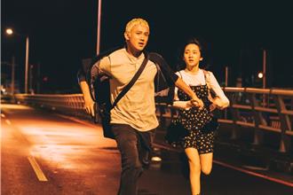 《塑膠花》迎大結局！亡命鴛鴦吳慷仁、李沐命運抉擇驚人反轉