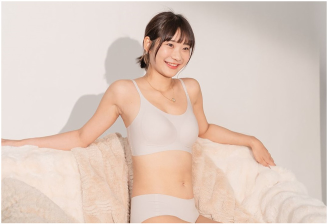 爱莉莎莎的内衣团购超热卖。（爱莉莎莎instagram）