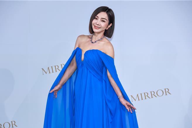 陳美鳳不畏強颱，一早就包車南下出席公益活動。（羅永銘攝）