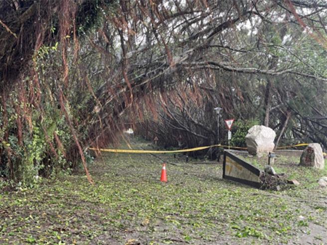 颱风凯米来袭，马祖部分地区受创。（马祖日报提供）